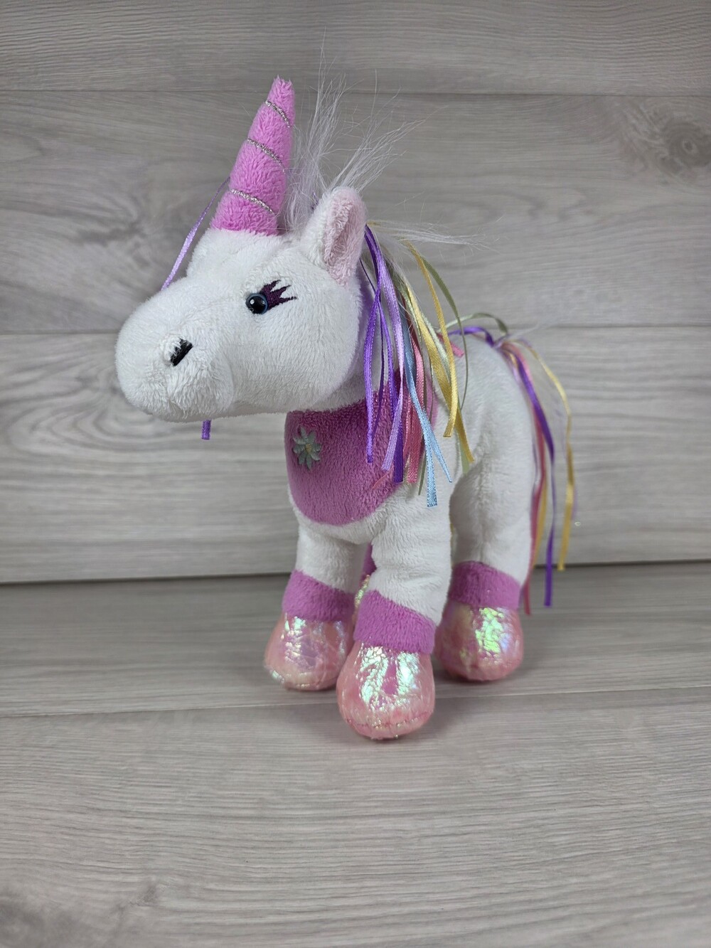 Webkinz Ribbon Unicorn Plush HM461 Multicolored Iridescent Hooves SU38